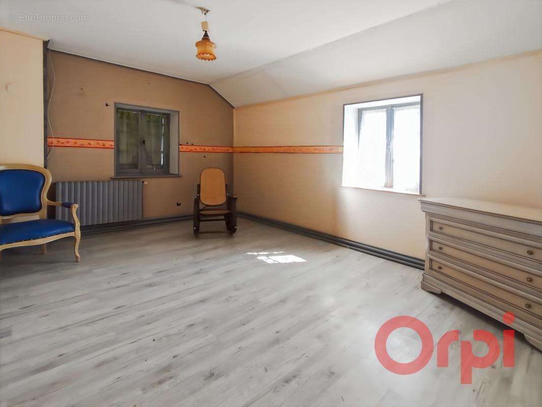 Maison à ISLE-ET-BARDAIS