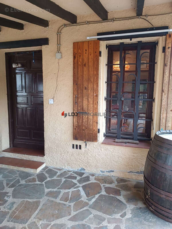 Maison à MONTFERRER