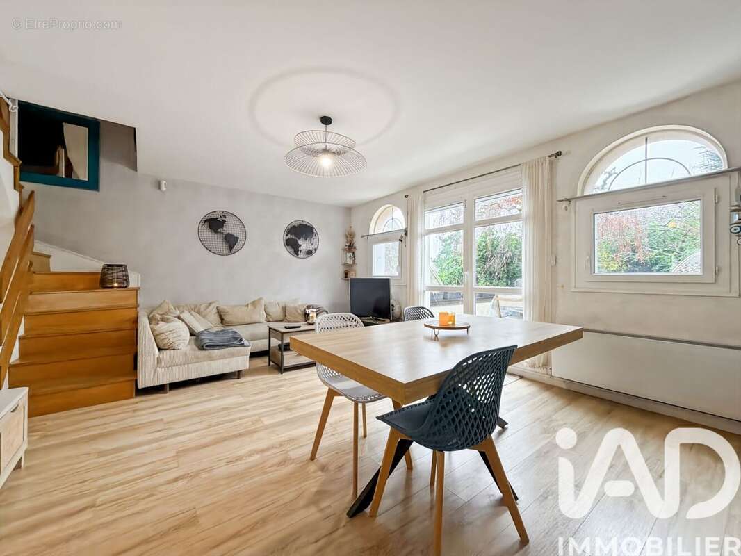 Photo 3 - Maison à PARON