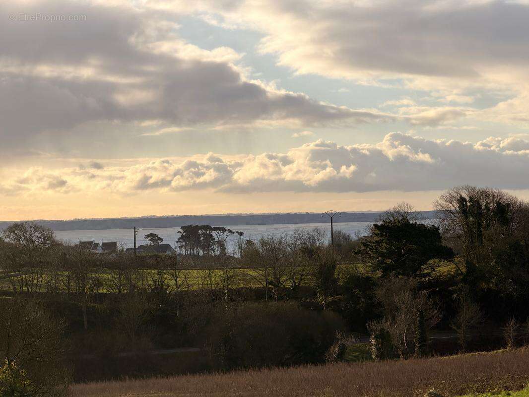 Maison à PLOUGONVELIN