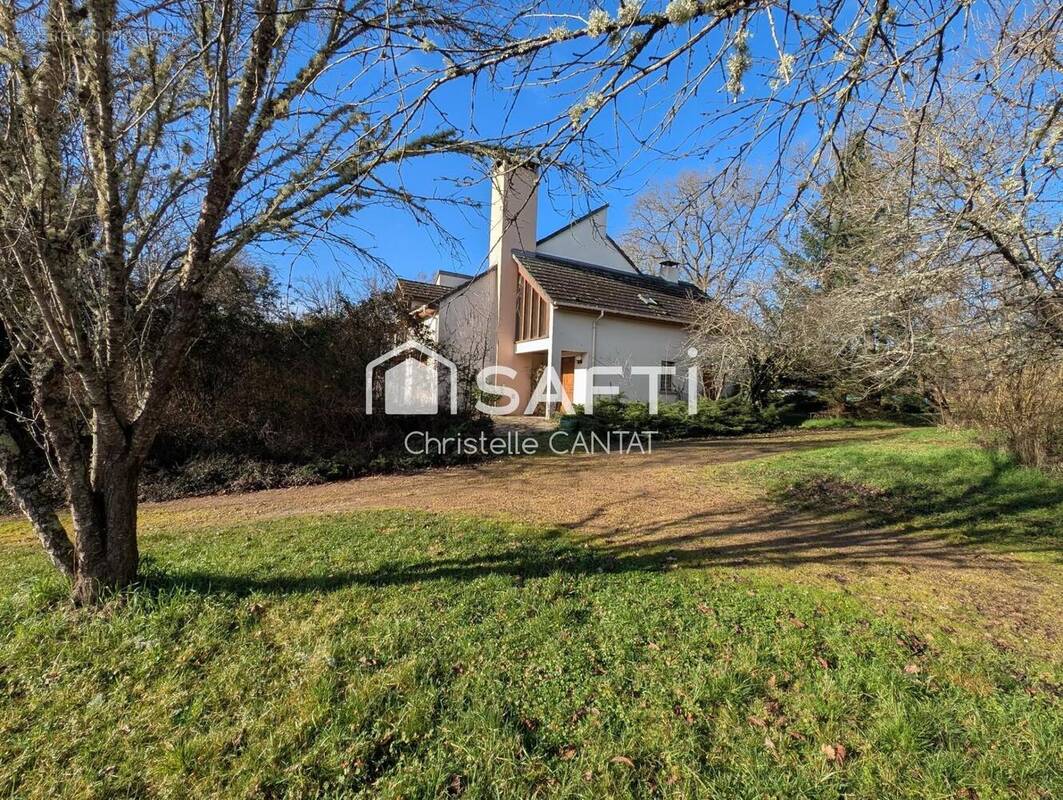 Photo 1 - Maison à DOMERAT