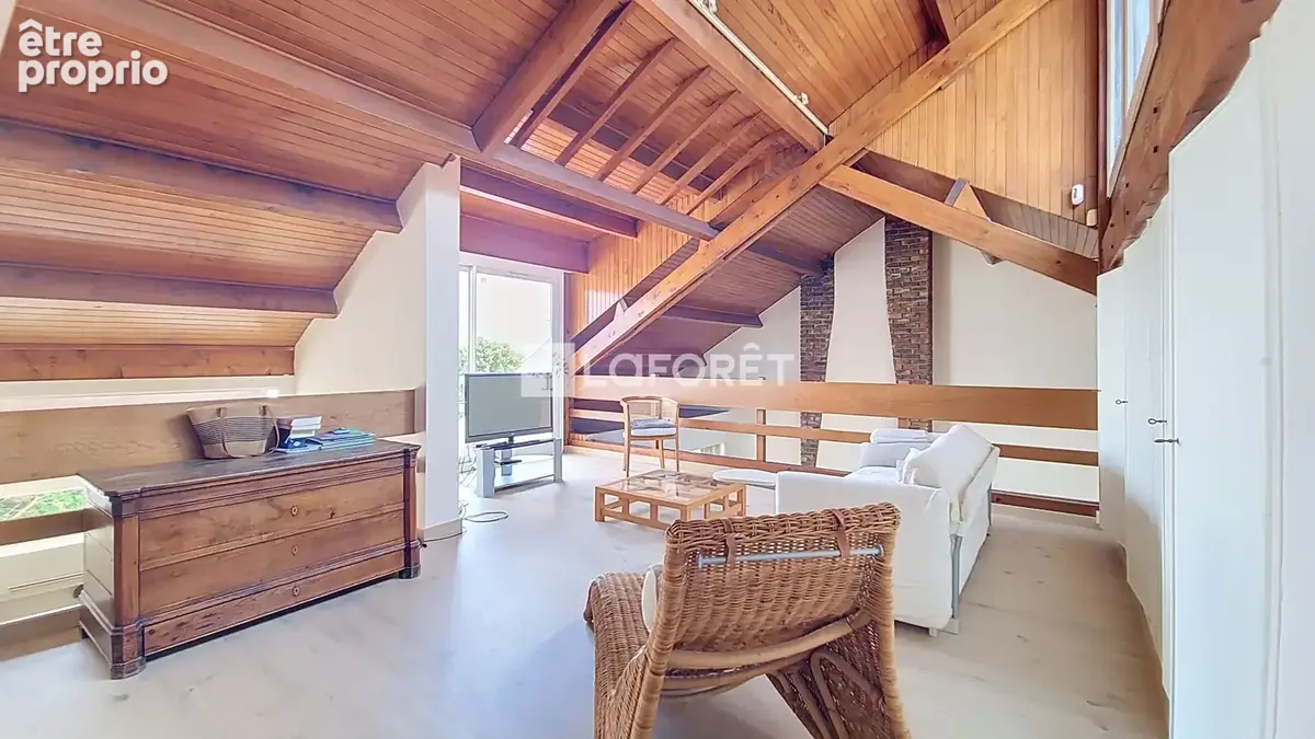 Une maison pensée autour de la lumière et des volumes. - photo 22