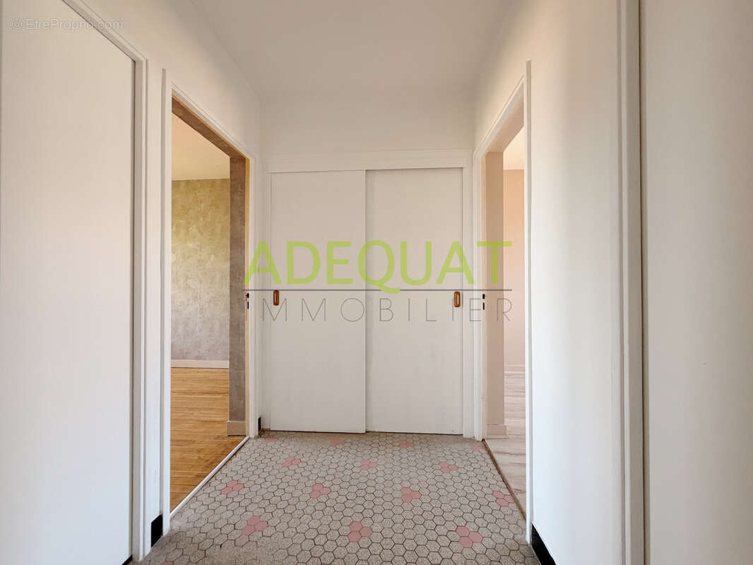 Appartement à BOURGOIN-JALLIEU