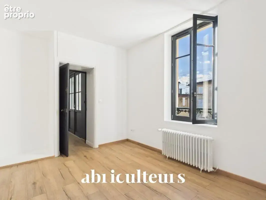 Maison avec extérieur et rénovation récente en vente à Cognac 16100 - photo 9