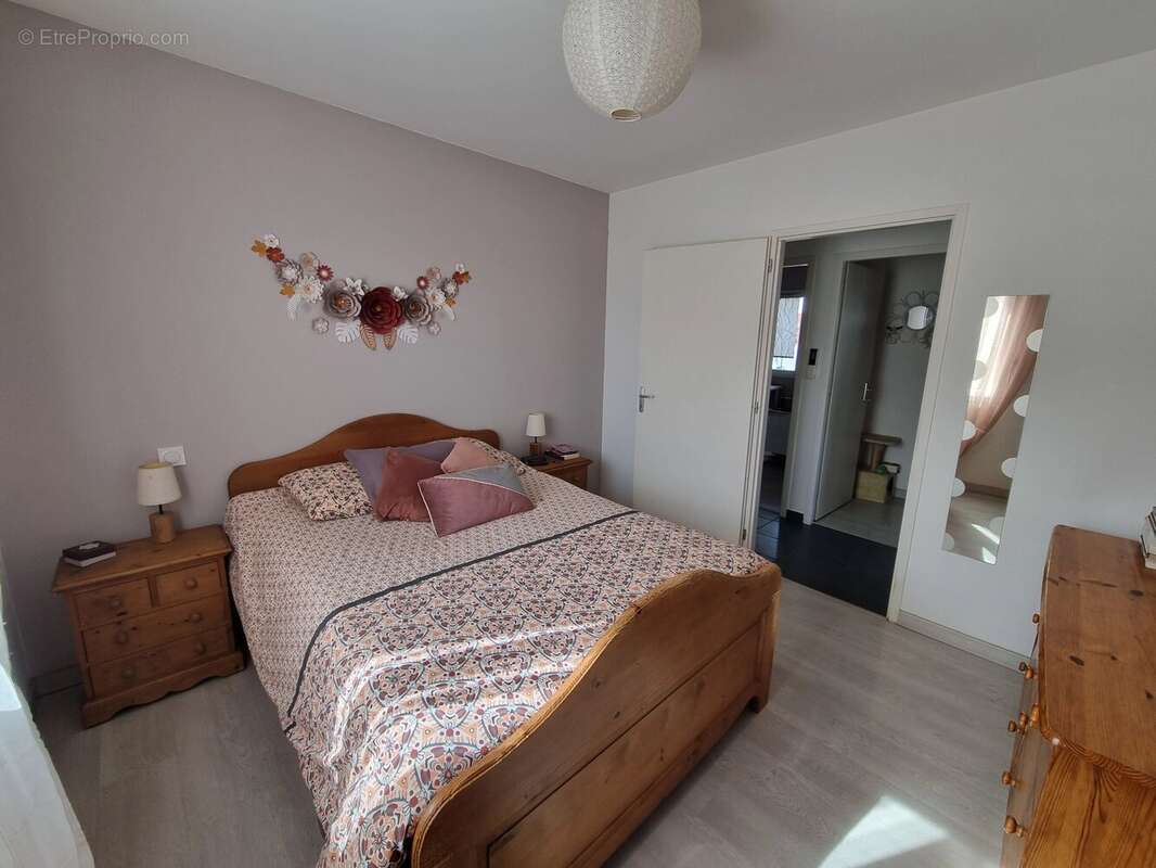 Maison à RIVIERE-SAAS-ET-GOURBY