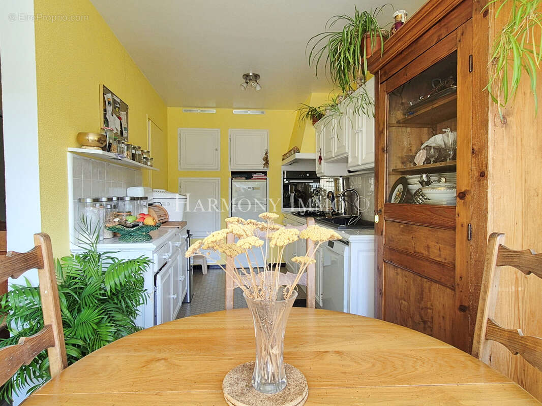 Appartement à FONTAINES-SUR-SAONE