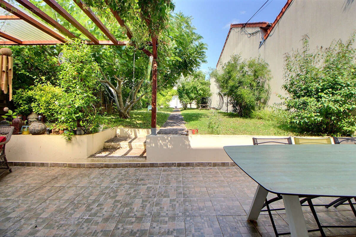 Maison à RUEIL-MALMAISON