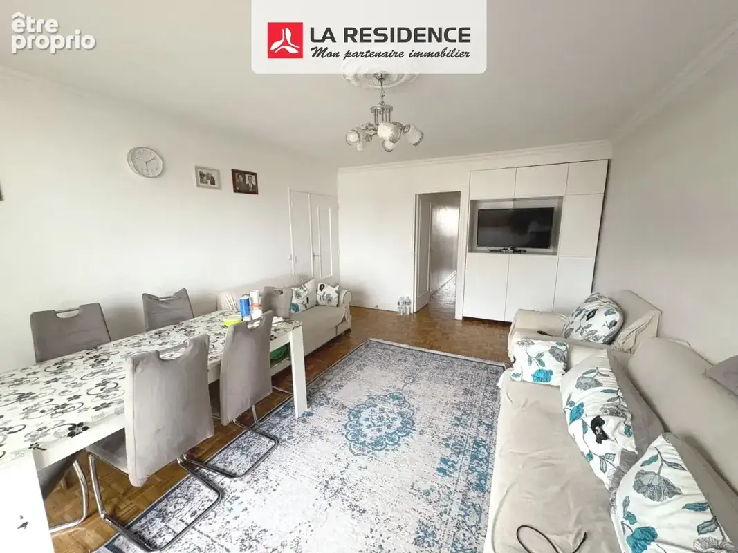 Appartement 3 pièces 62 m² à vendre à Epinay-Sur-Seine (93800) - photo 2