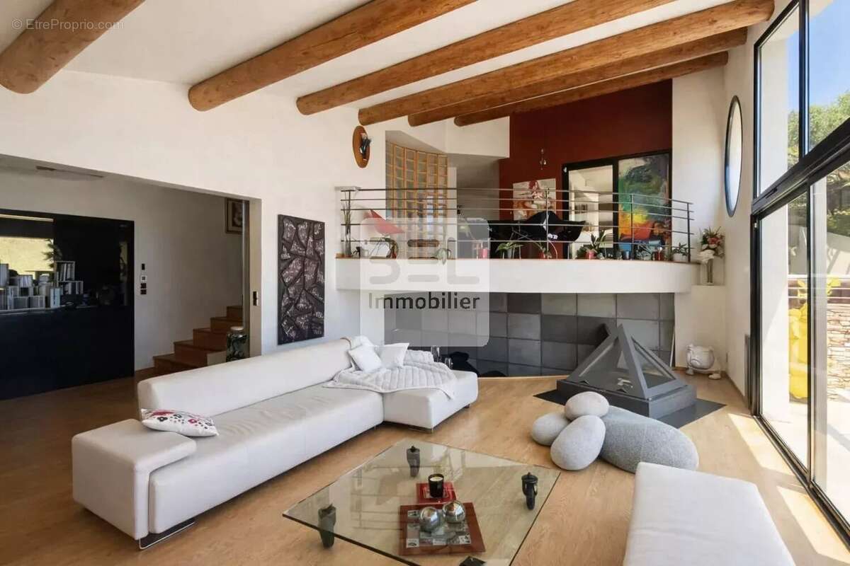 Maison à VILLENEUVE-LES-AVIGNON