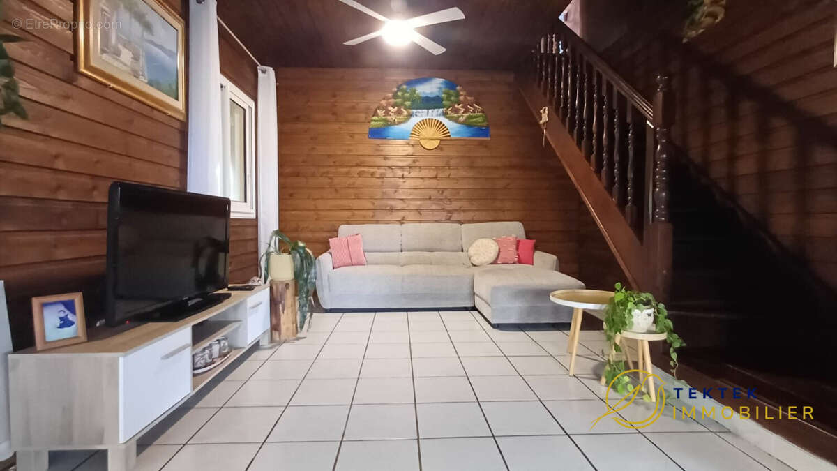 Maison à PETITE-ILE