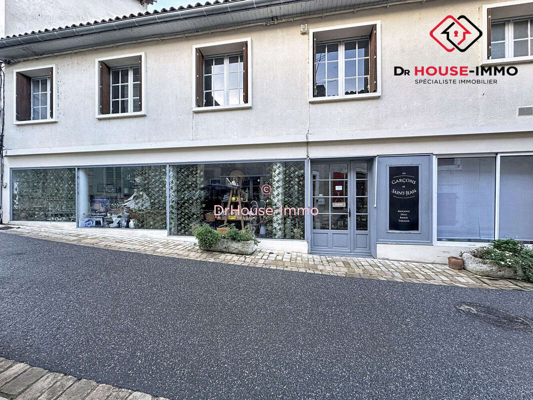 Appartement à AUBETERRE-SUR-DRONNE