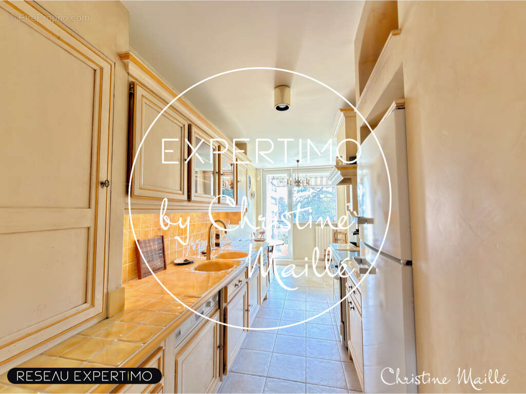 Appartement à VERSAILLES