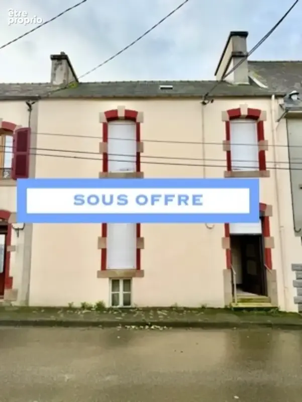Maison à CARHAIX-PLOUGUER