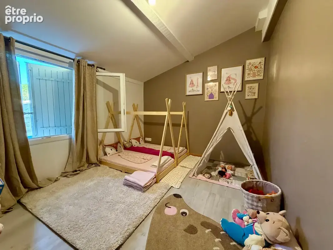Maison avec terrain constructible de 577m2 - photo 10