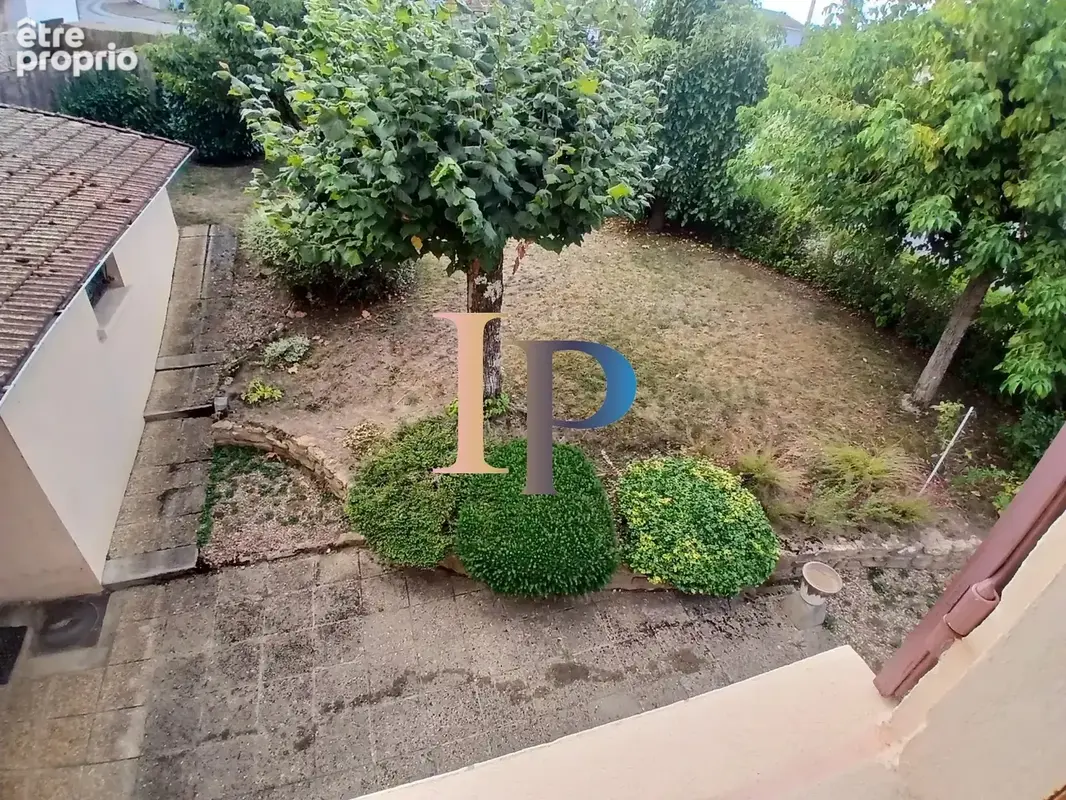 Maison 5 pièces 107 m² à vendre à Charlieu (42190) - photo 6