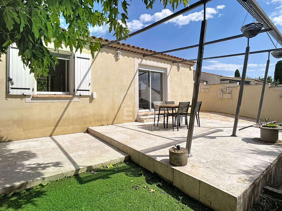 Maison à COUDOUX