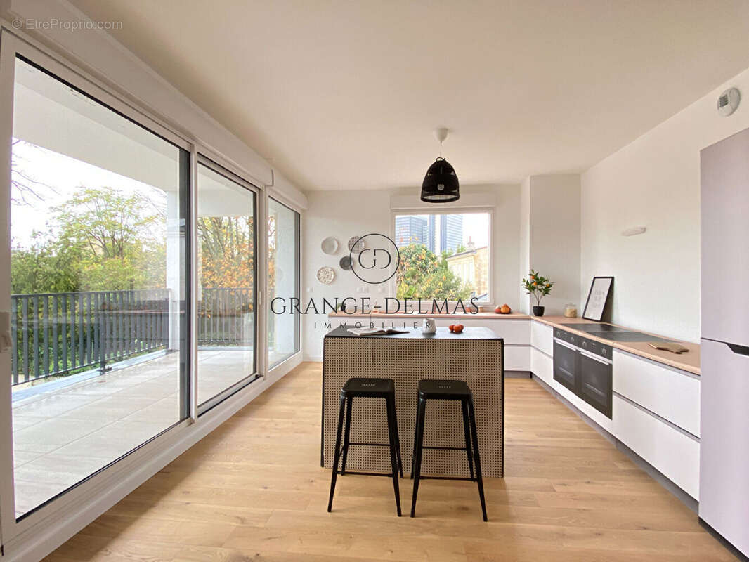 Appartement à BORDEAUX