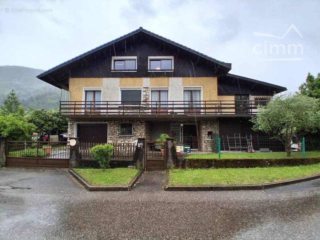 Appartement à SAINT-PIERRE-D'ALLEVARD