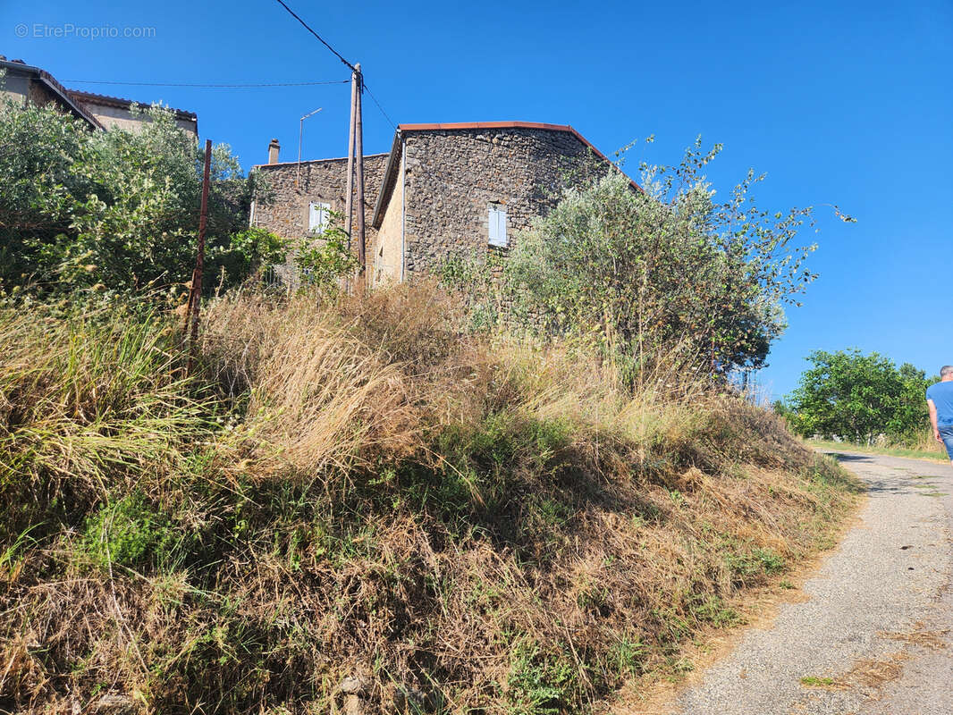 Maison à AILHON