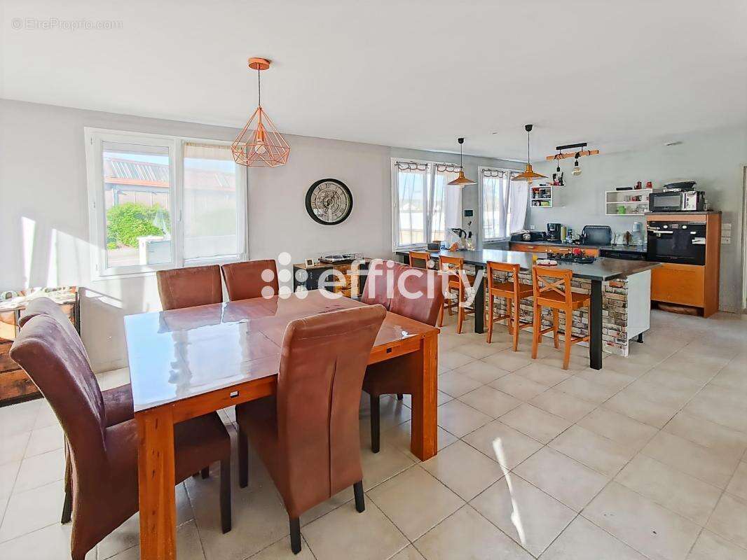 Maison à SAINT-PIERRE-LES-ELBEUF