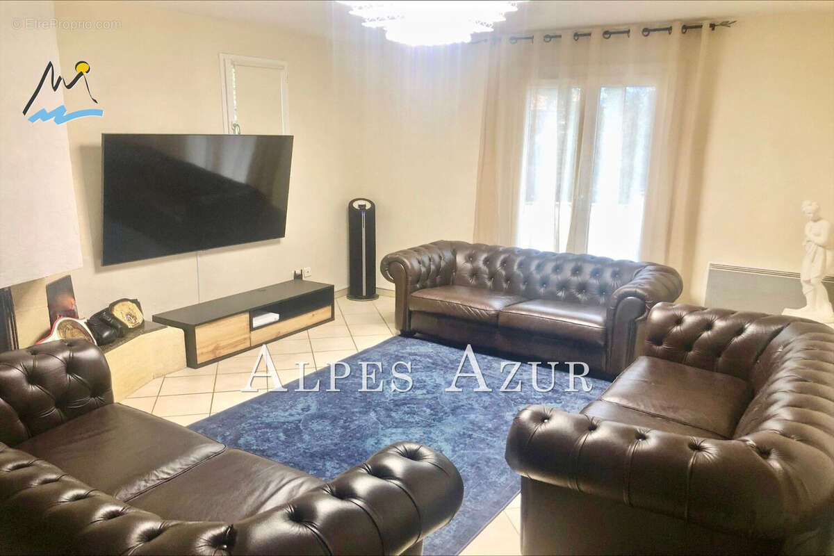 Maison à VILLENEUVE-LOUBET