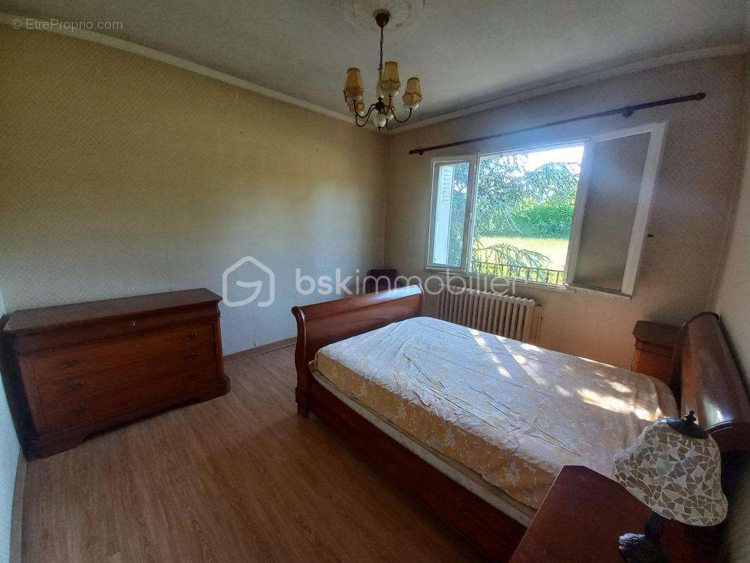 Maison à remettre aux goûts du jour proche de Lourdes - photo 18