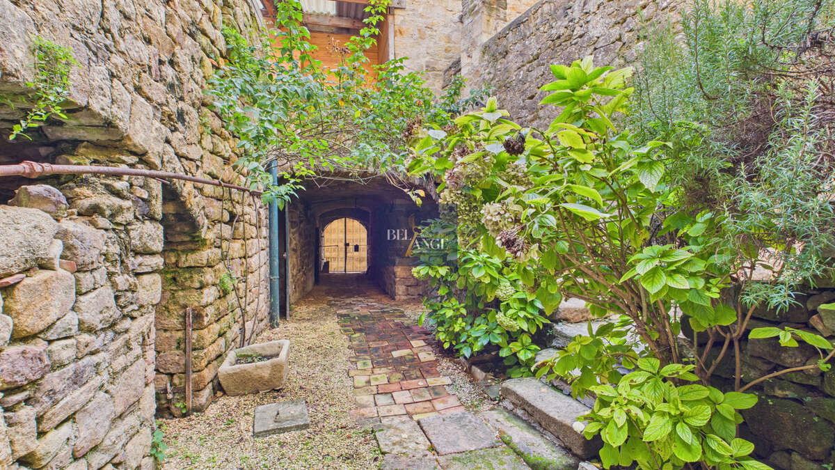 Maison à SAINT-PAUL-LE-JEUNE
