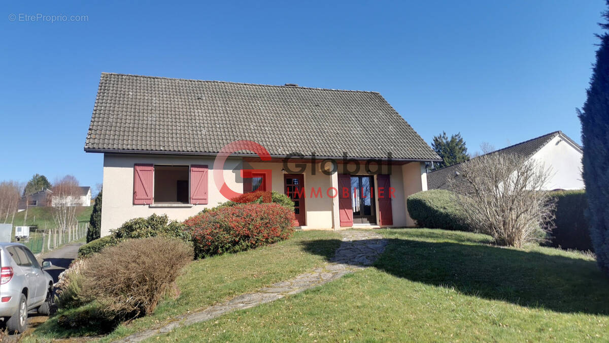 Maison à NEBOUZAT