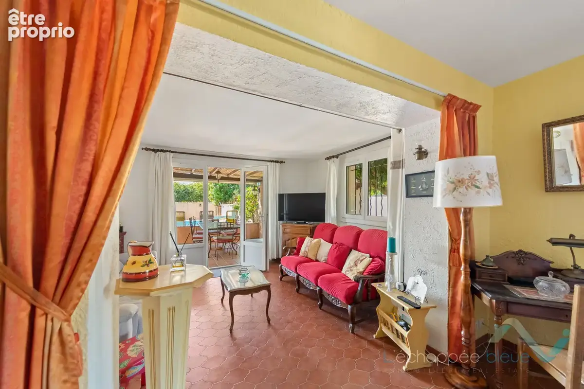 A vendre villa avec piscine pres des plages  la londe les maures  port  de miramar - photo 23