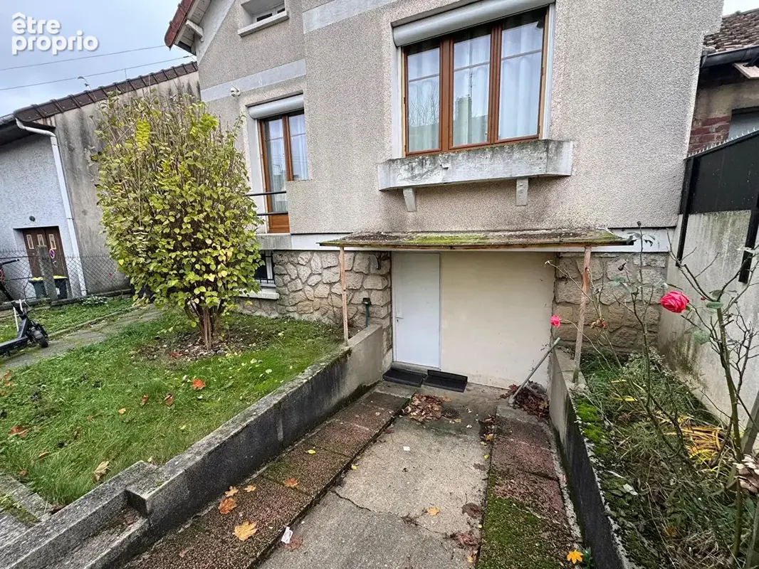 STAINS  Maison familiale 100 m²  Terrain 396 m²  Garage  Sous-sol total  355 300  FAI - photo 14