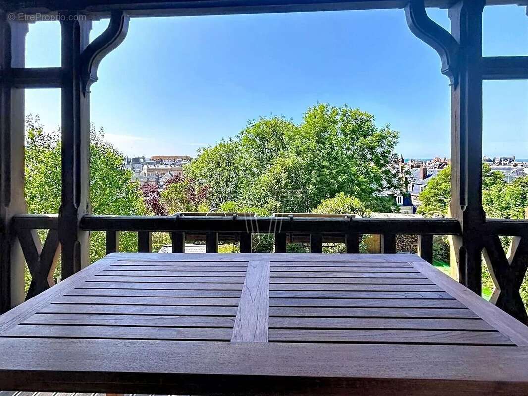 Appartement à TROUVILLE-SUR-MER