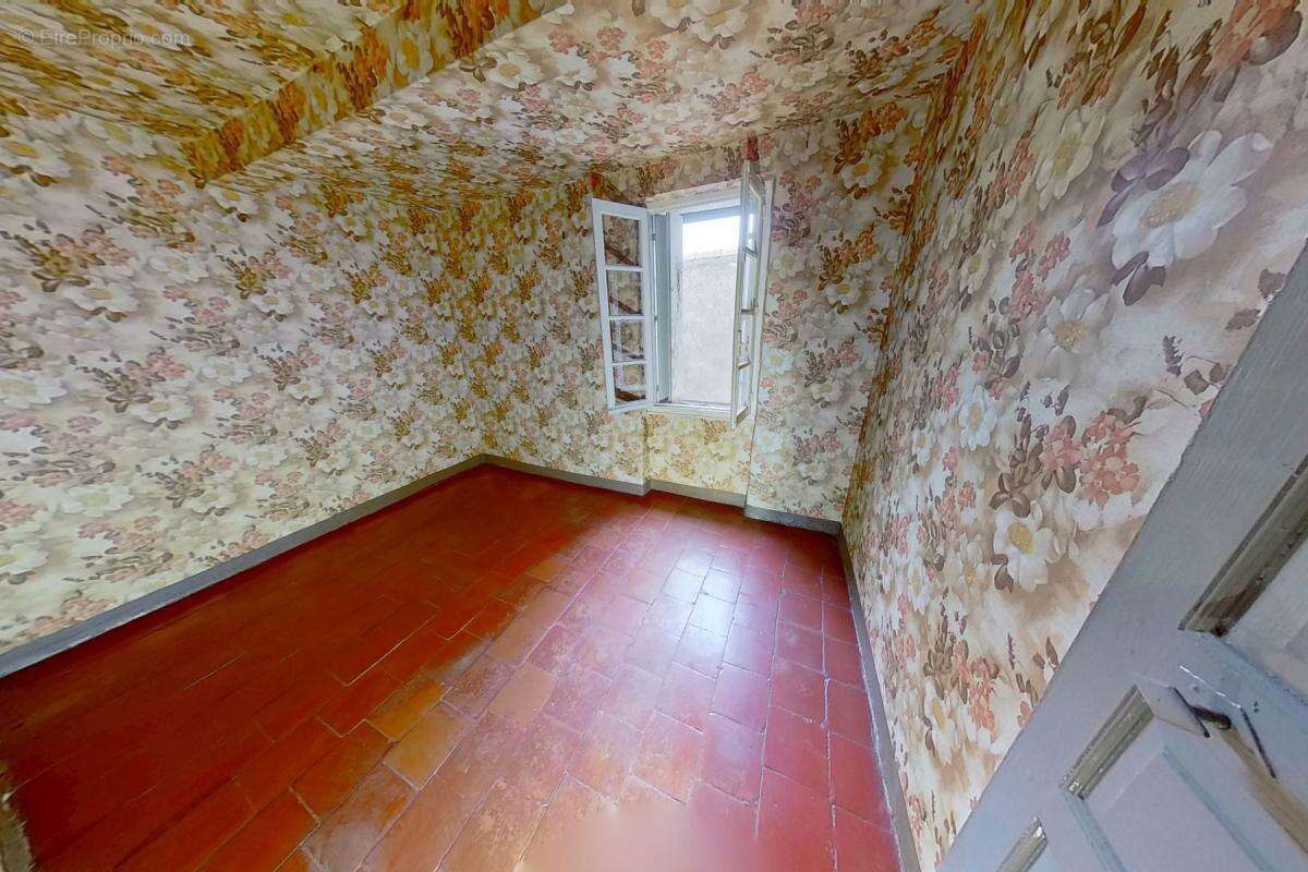 Maison à LEZIGNAN-CORBIERES