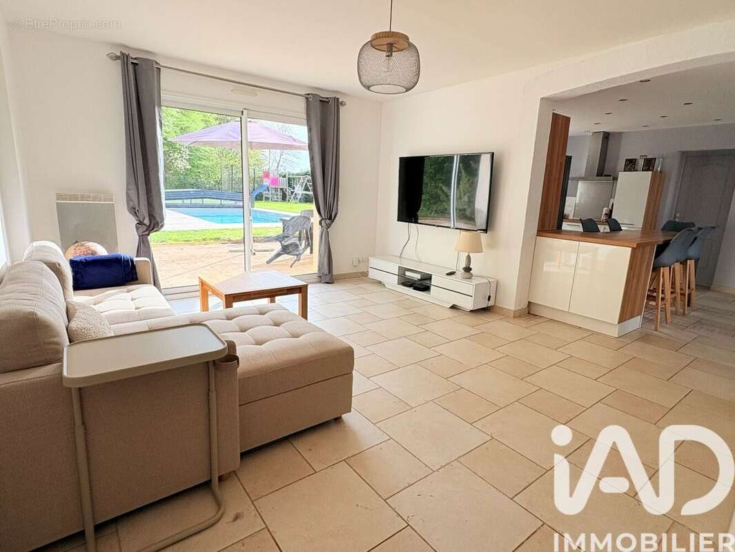 Photo 4 - Maison à LEVET