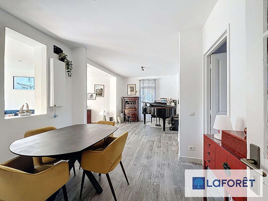 Maison à CHAMPIGNY-SUR-MARNE