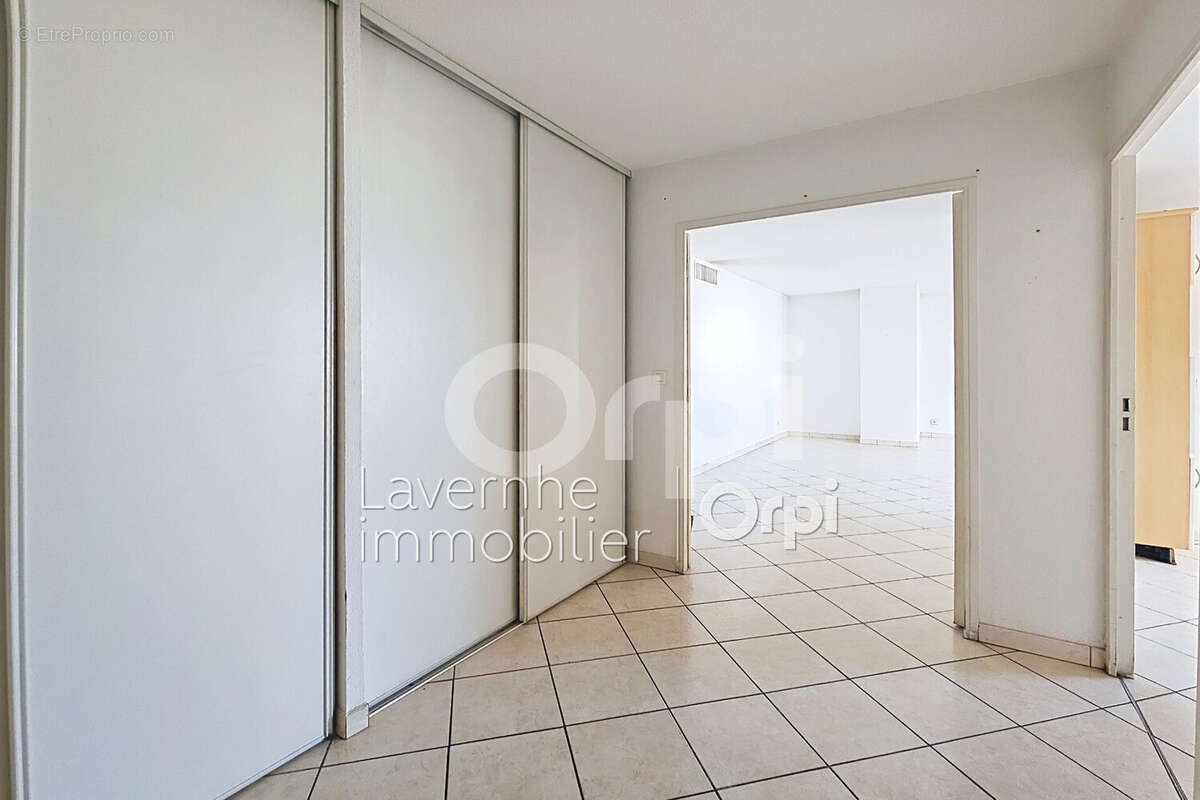 Appartement 93 m² à Antibes  - photo 8