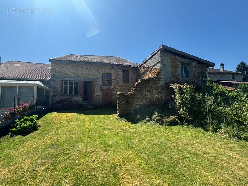 Maison à TAILLY