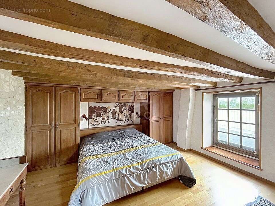 Maison à BELLOU-SUR-HUISNE
