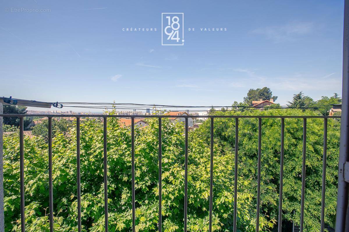Appartement à MARSEILLE-14E