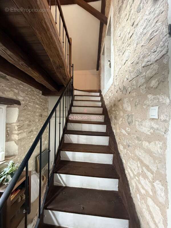 Maison à SAINT-MARCEL