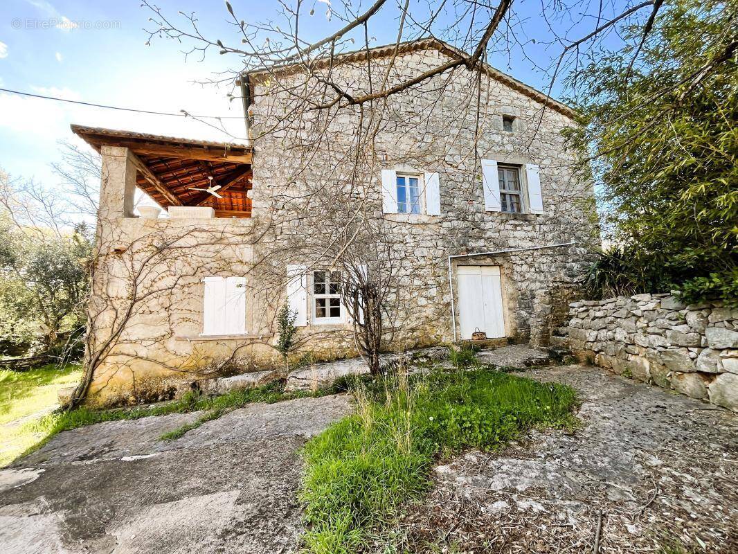 Maison à SAINT-ALBAN-AURIOLLES