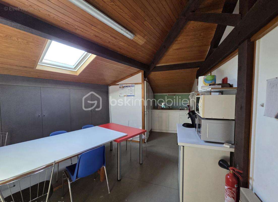 Ensemble Immobilier Professionnel à Fort Potentiel – Onesse-et-Laharie 40110 - photo 3