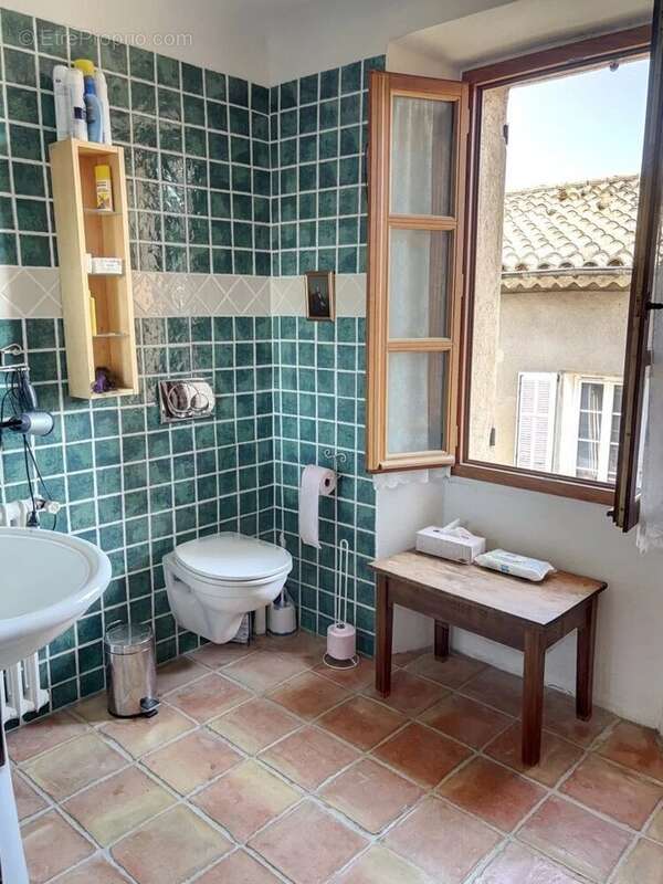 Maison à LA GARDE-FREINET