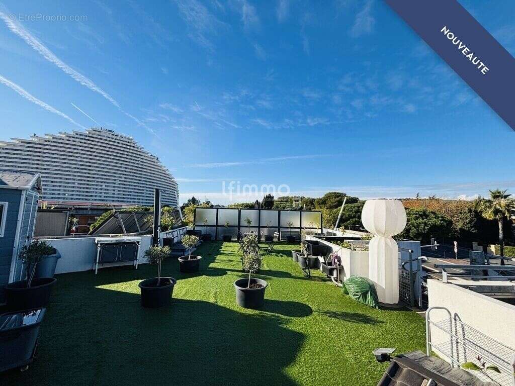 Appartement à VILLENEUVE-LOUBET