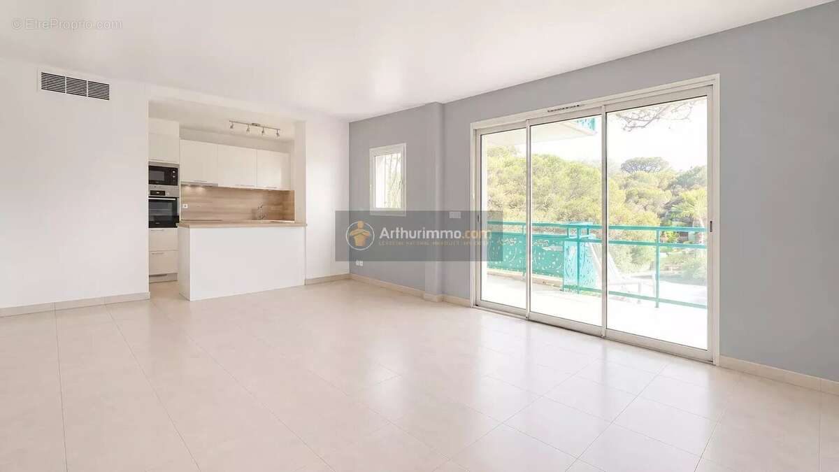 Appartement à SAINT-RAPHAEL