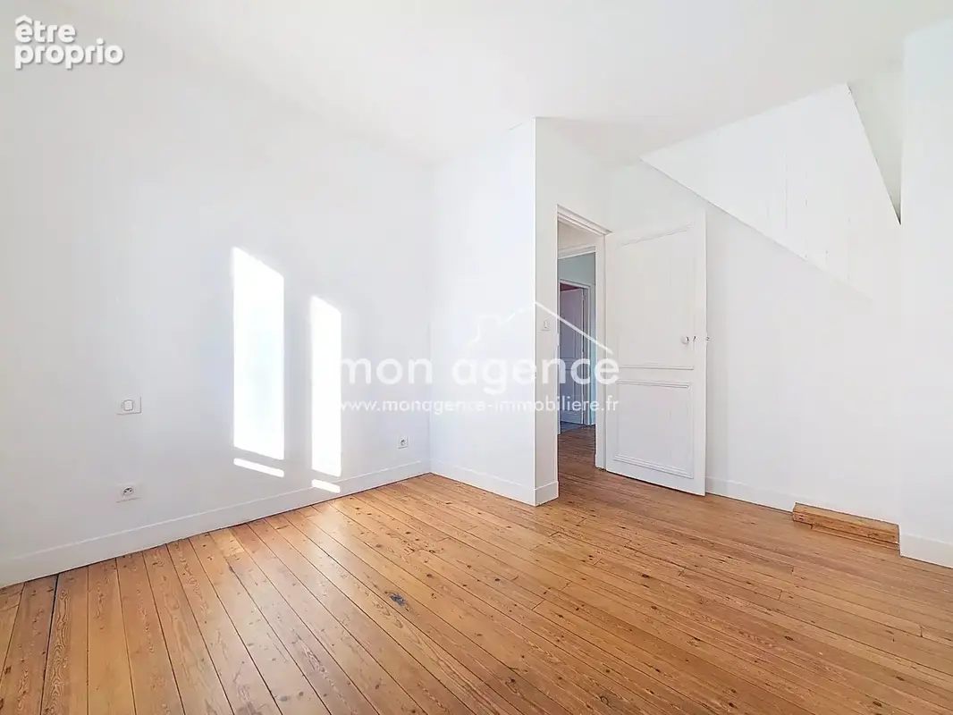 Une maison familiale en plein centre-bourg - photo 6
