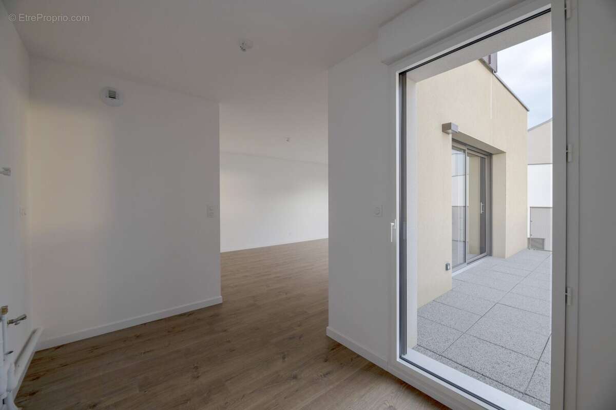 Appartement à VERN-SUR-SEICHE