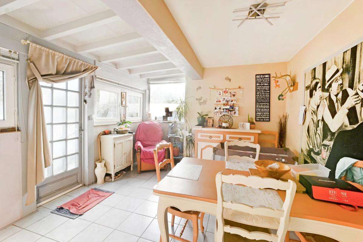Maison à MONTFAUCON