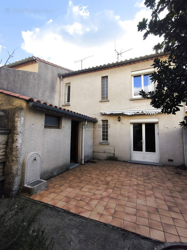 Maison à LEZIGNAN-CORBIERES