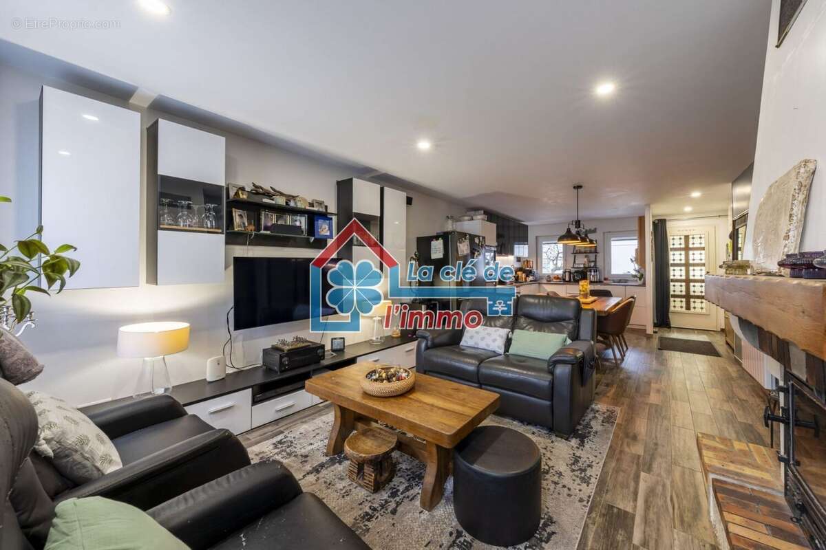 Appartement à MOISSY-CRAMAYEL