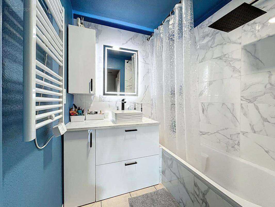 Appartement à GRIGNY